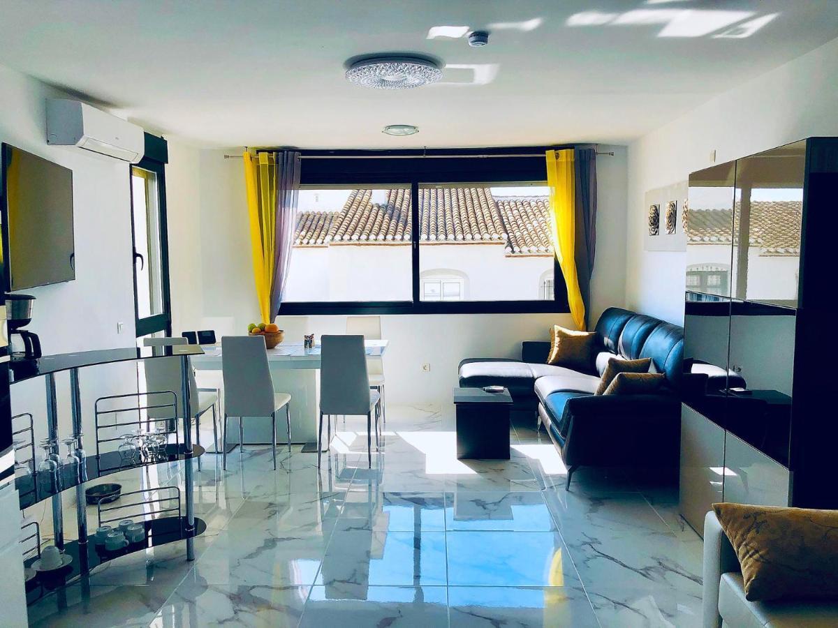 Sitio de Calahonda Dona Lola Elena - Nice Duplex Apartment With Sea Views Close To Beach מראה חיצוני תמונה